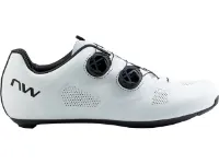 Northwave Revolution Wide Rennrad Schuhe