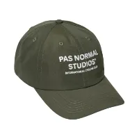 Pas Normal Studios Off Race Kappe